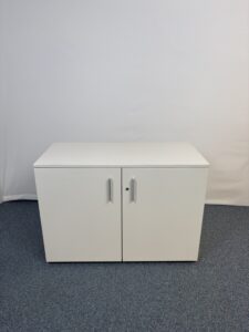 Armoire basse blanche Haworth