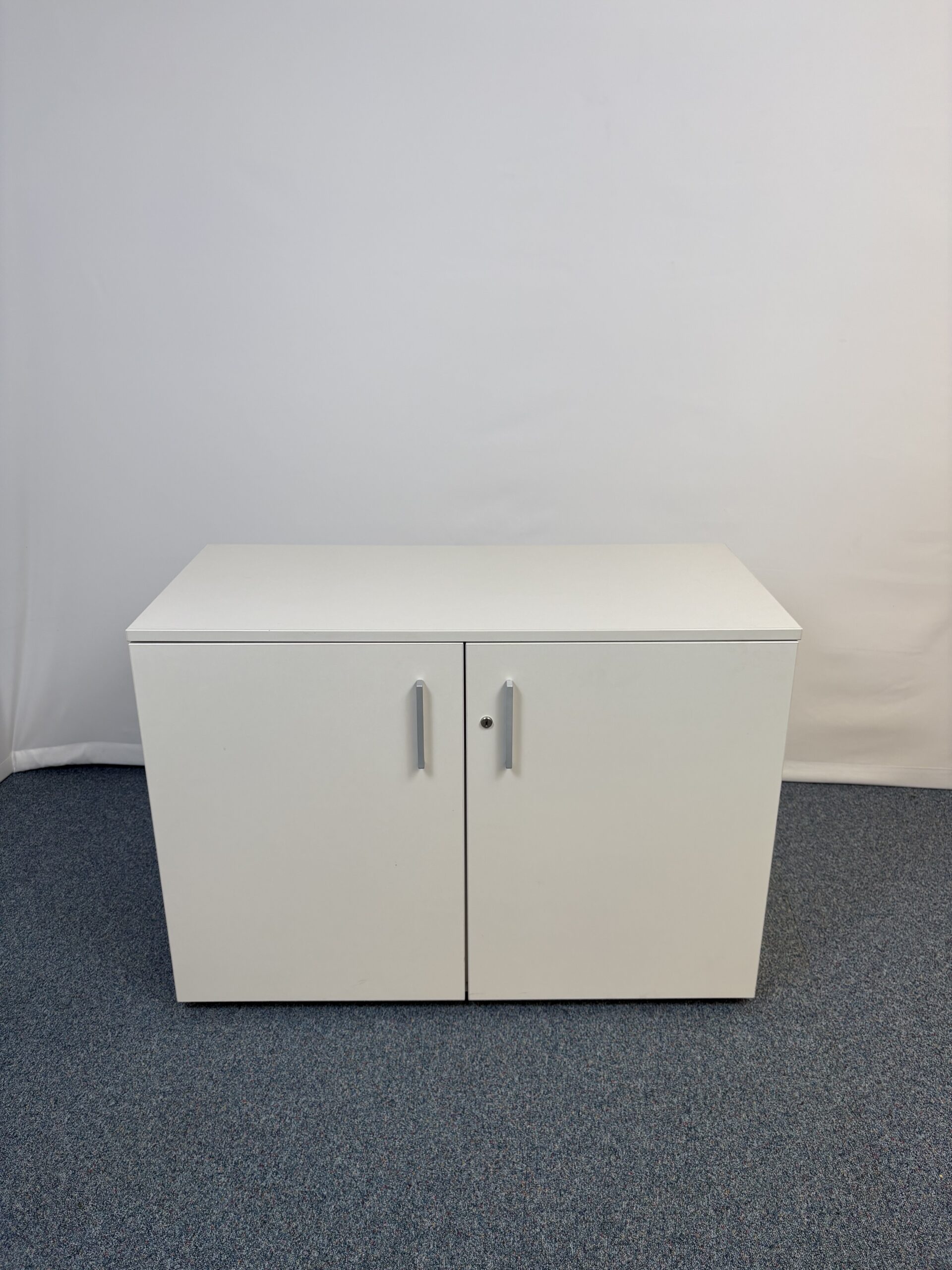 Armoire basse blanche Haworth