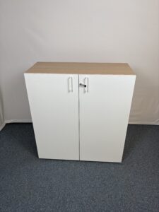 Armoire semi-haute en bois