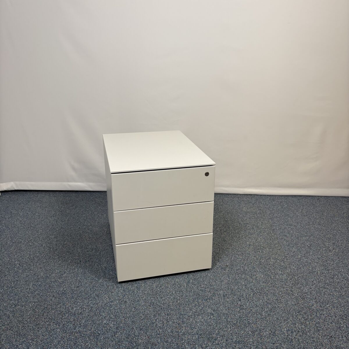 Caisson métal blanc moderne