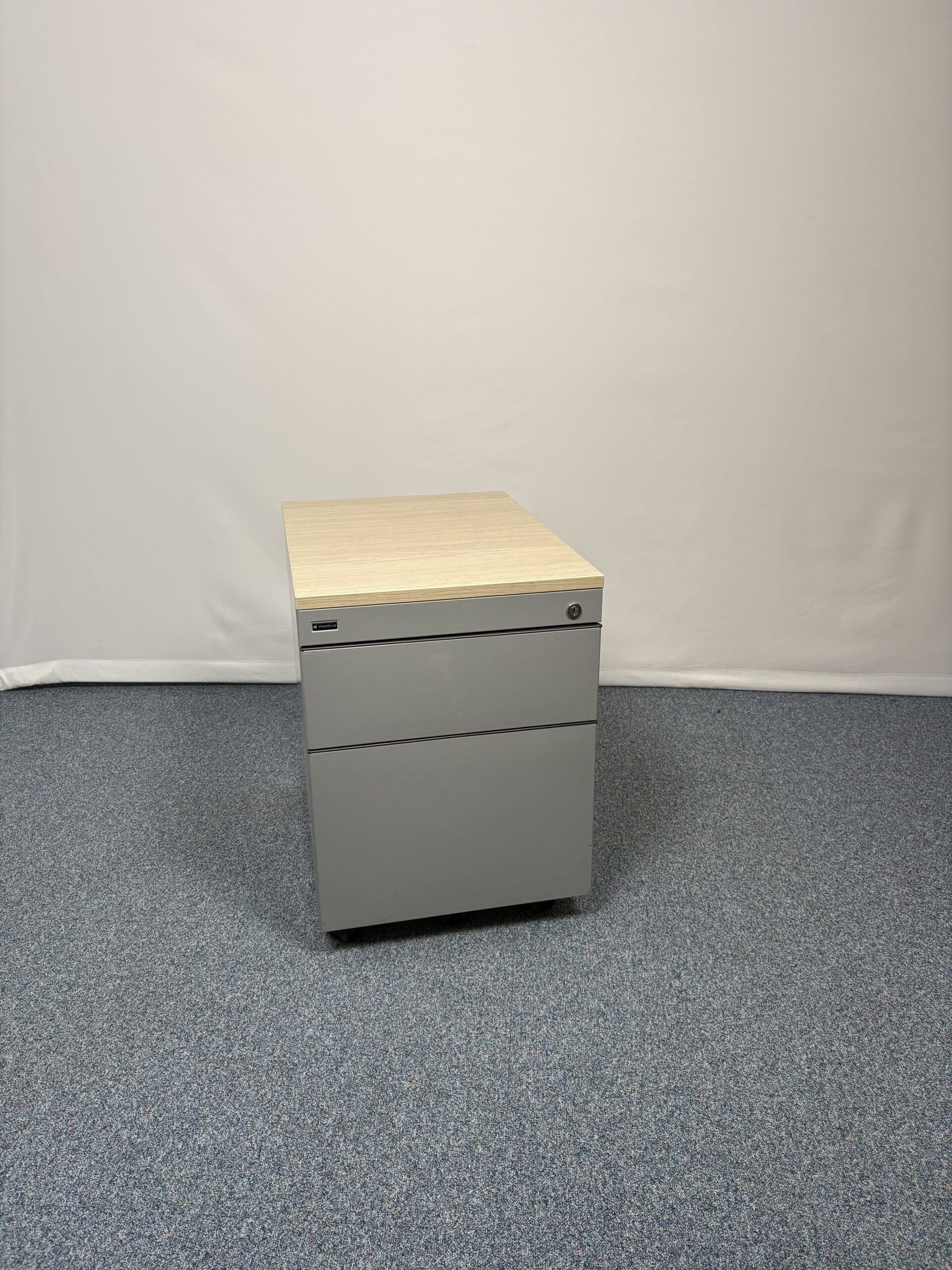 Caisson bois et métal à roulettes