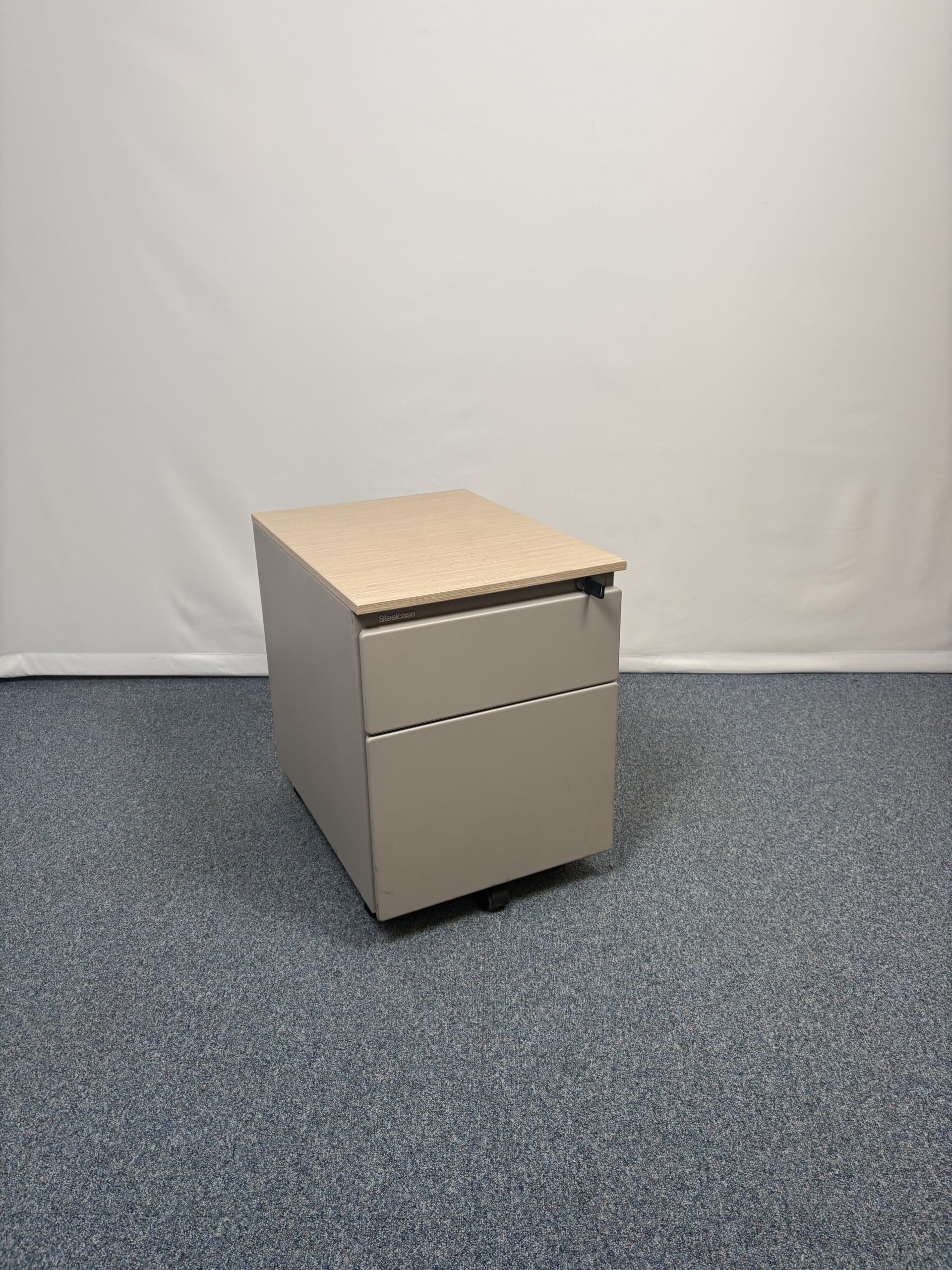 Caisson métallique Steelcase avec top bois