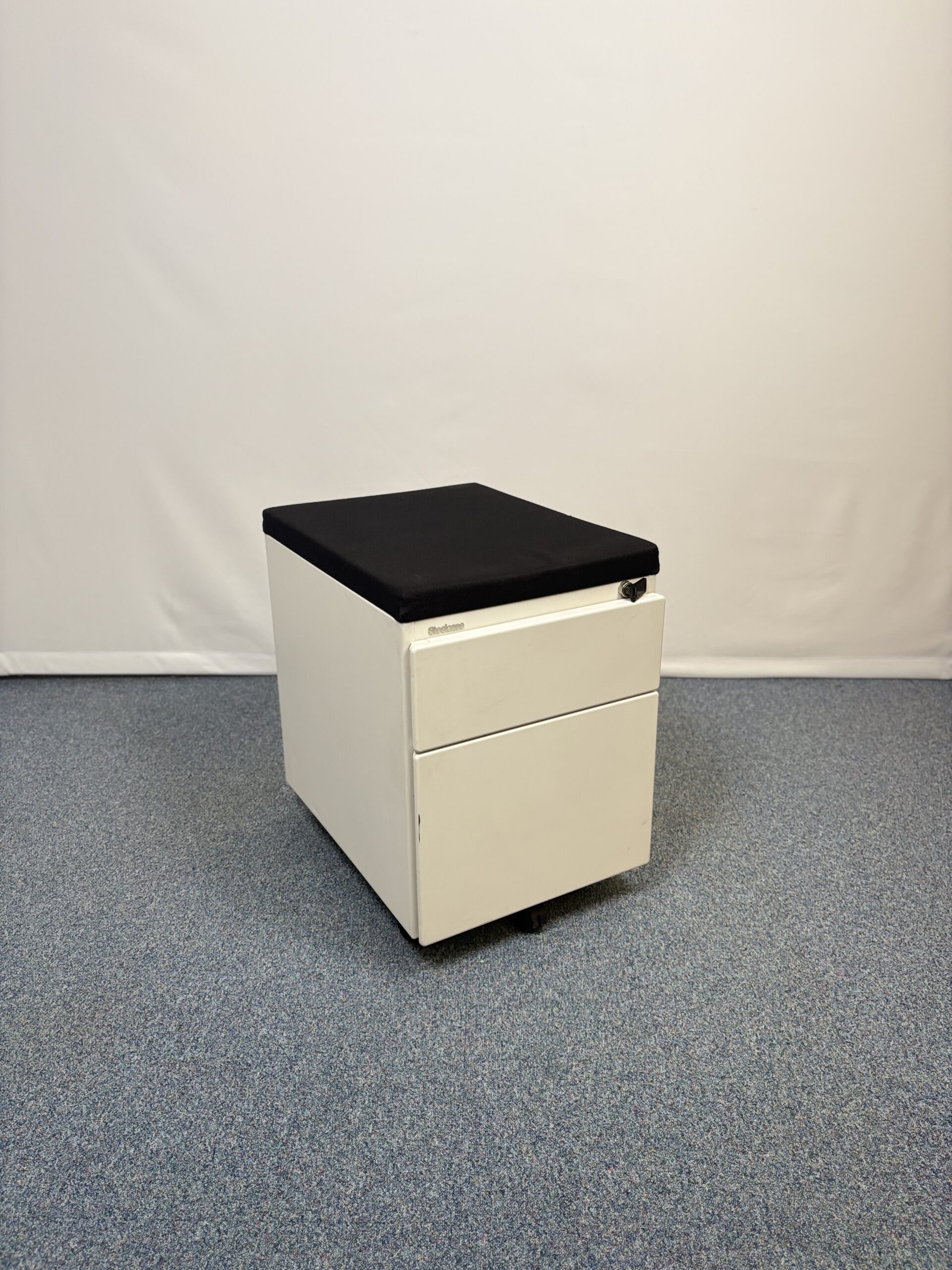 Caisson métalique Steelcase avec top tissu noir