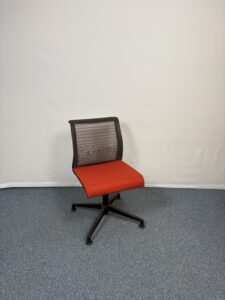 Fauteuil de réunion Steelcase Think orange