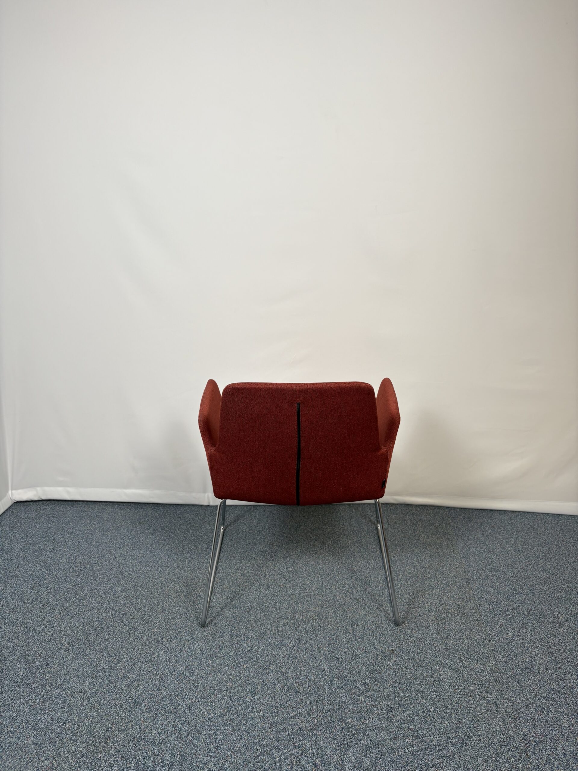 fauteuil-acceuil-metal-tissu-inclass-3.jpeg
