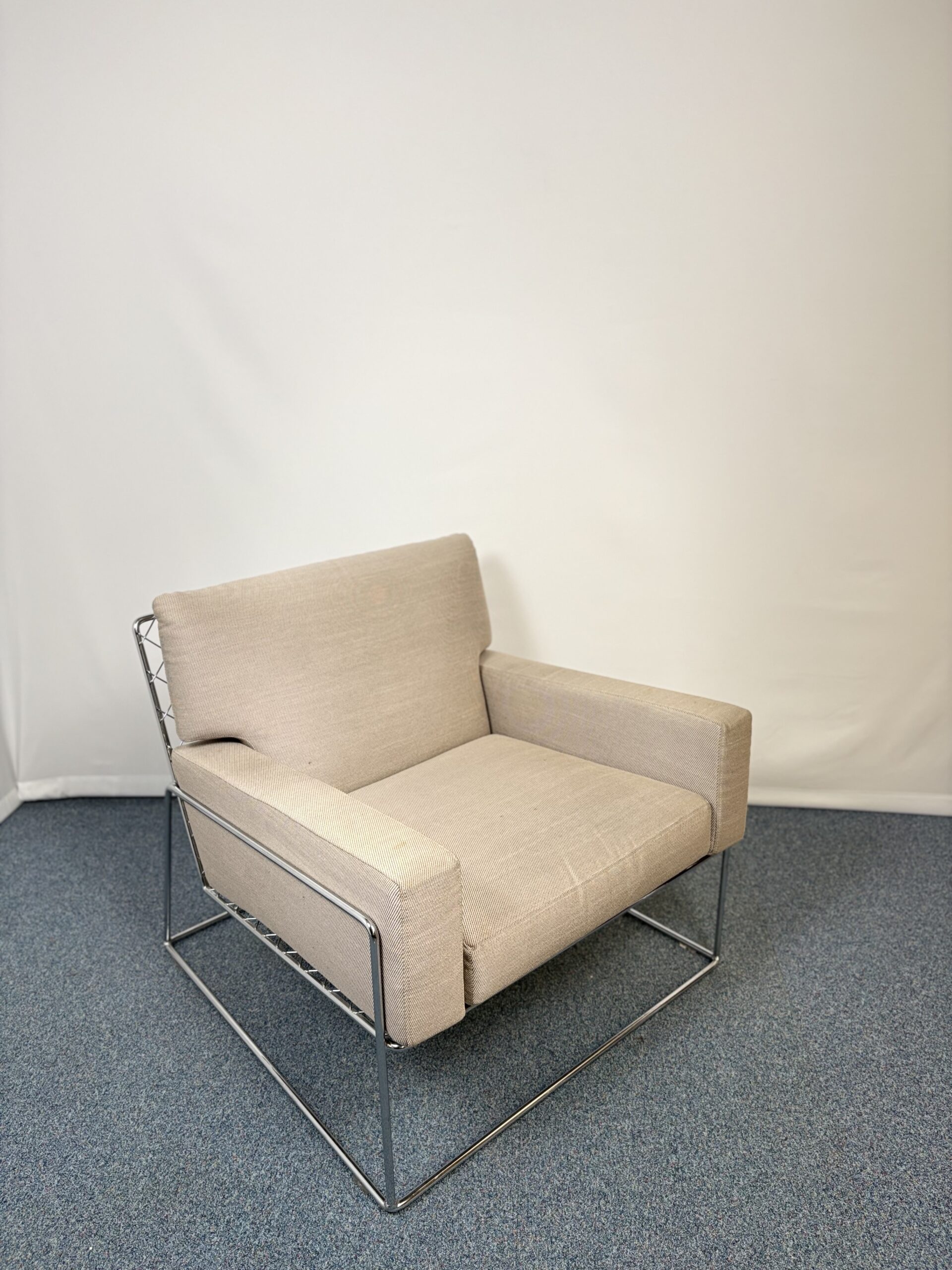 Fauteuil d’accueil design beige Mooi