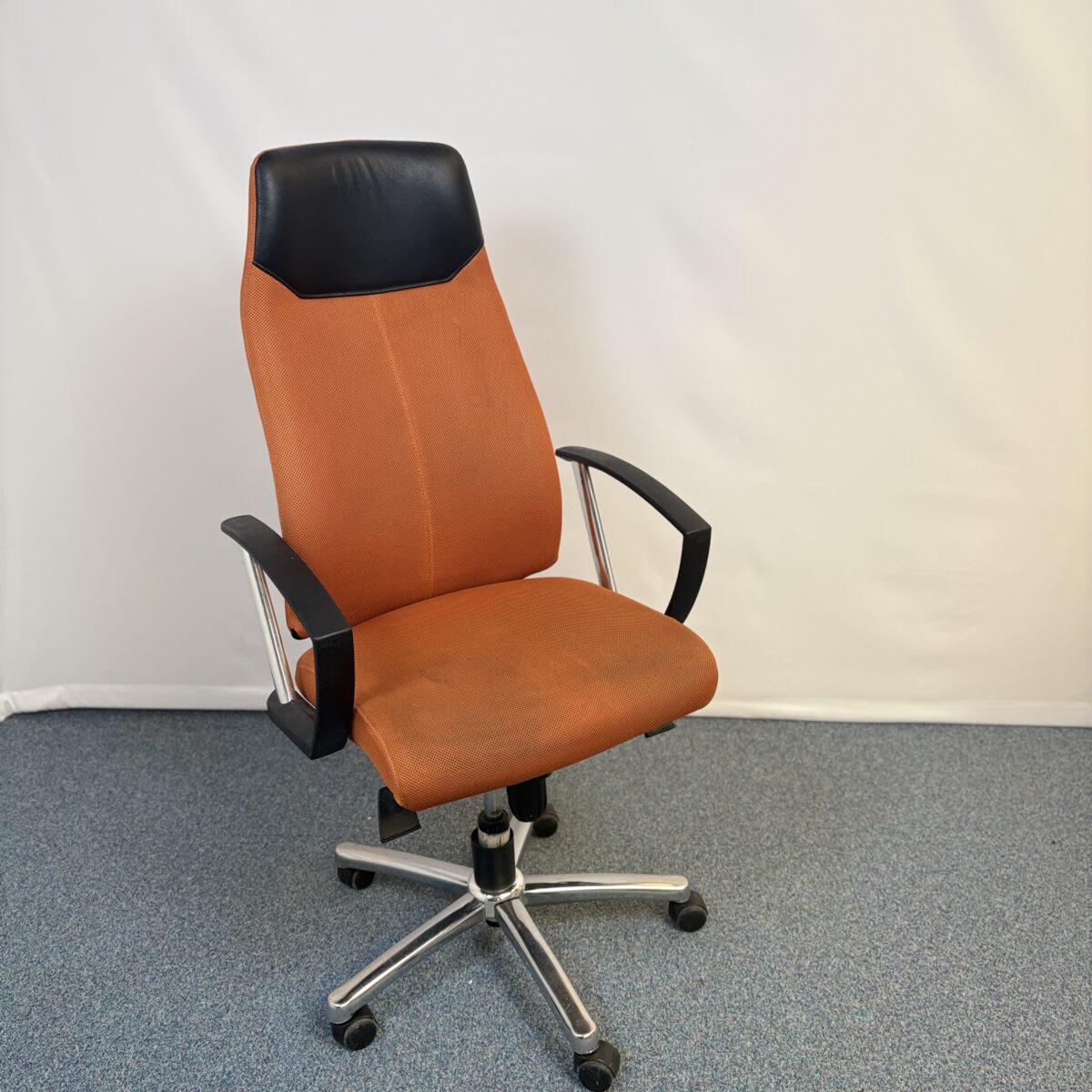 Fauteuil de direction confort en tisu et cuir