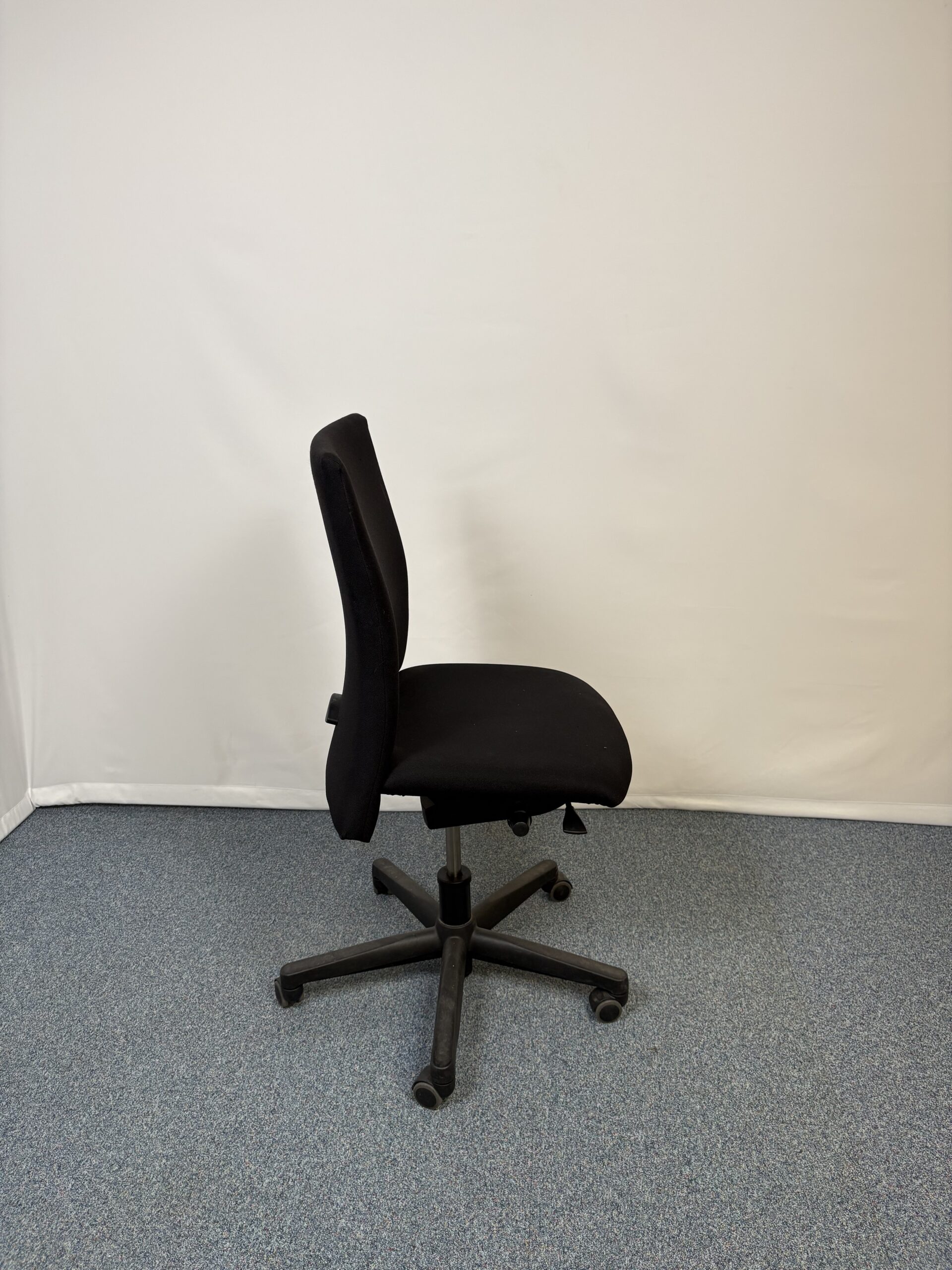 Tabouret haut ergonomique noir Haworth