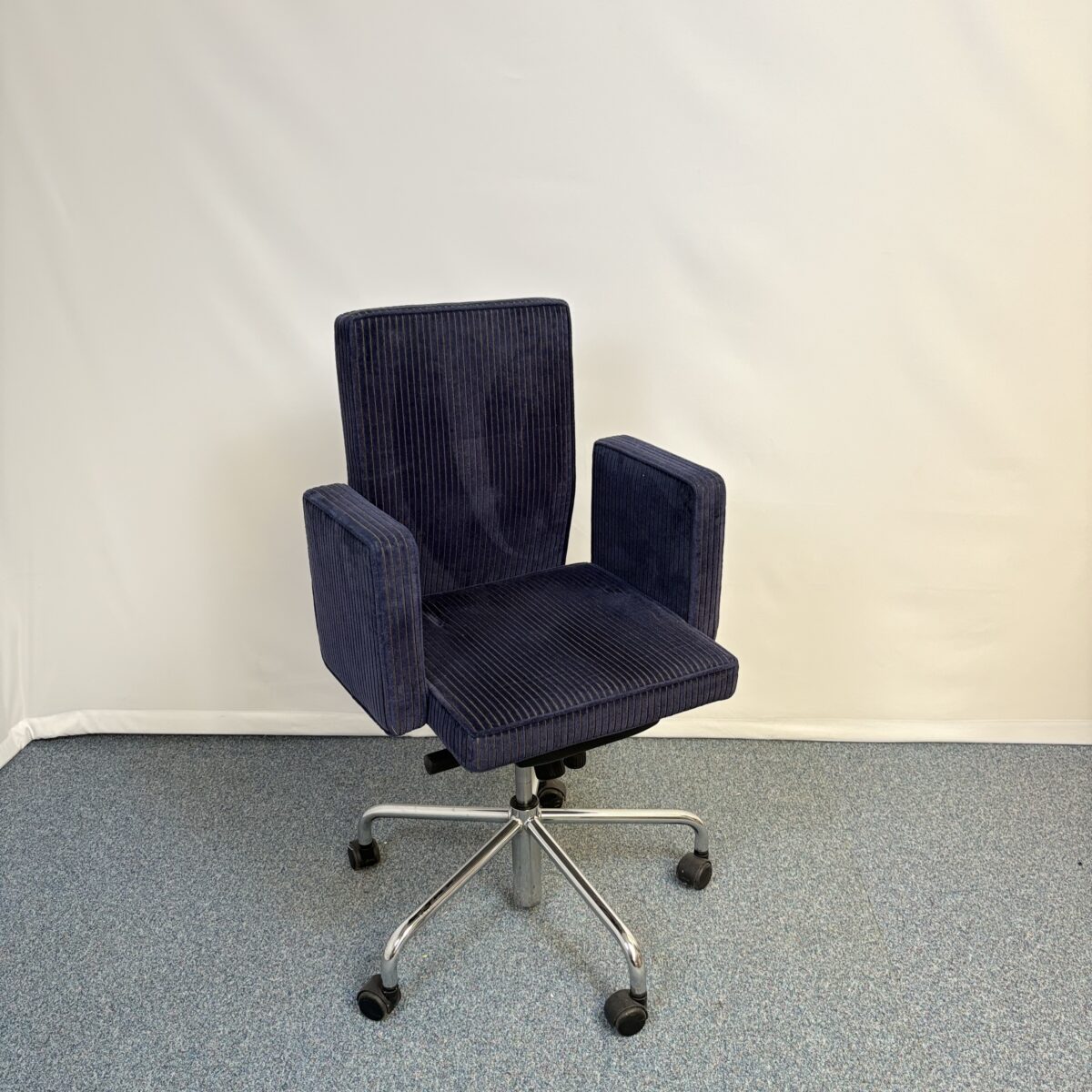 Chaise réunion design Bulo