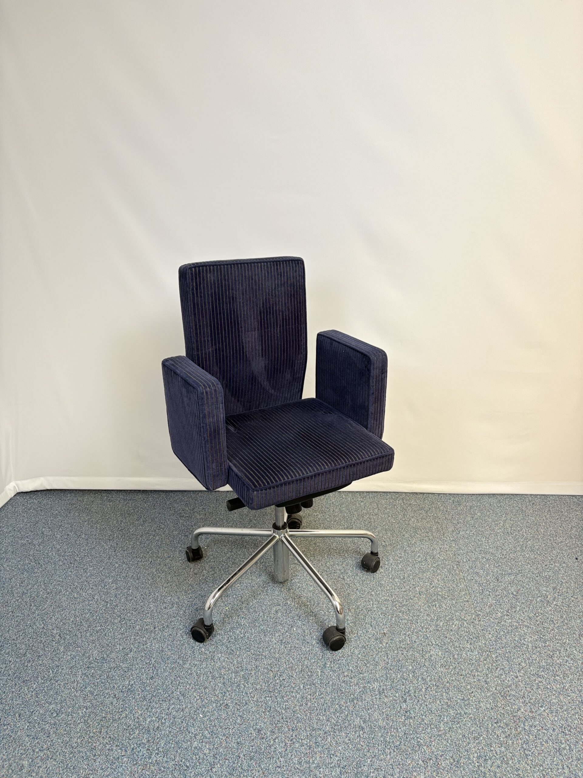 Chaise réunion design Bulo