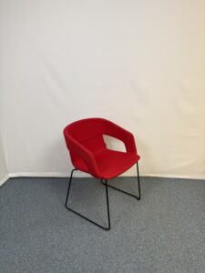 Siège d’accueil modern Narbutas métal et tissu