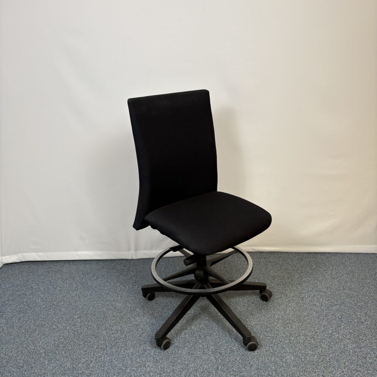 Tabouret haut Haworth Comforto