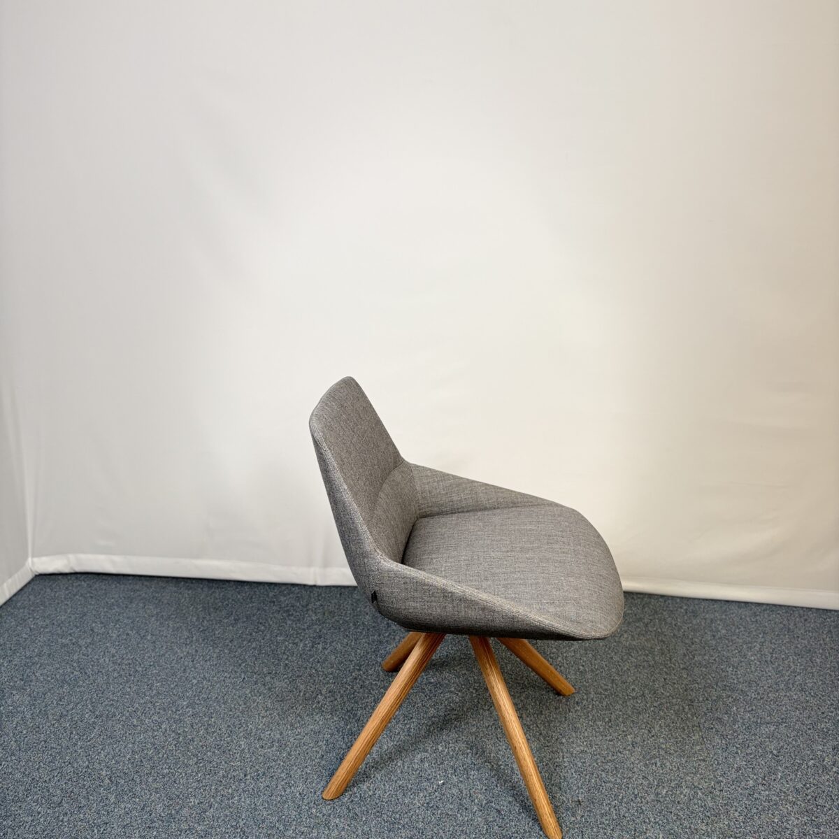 Chaise de réunion design Inclass