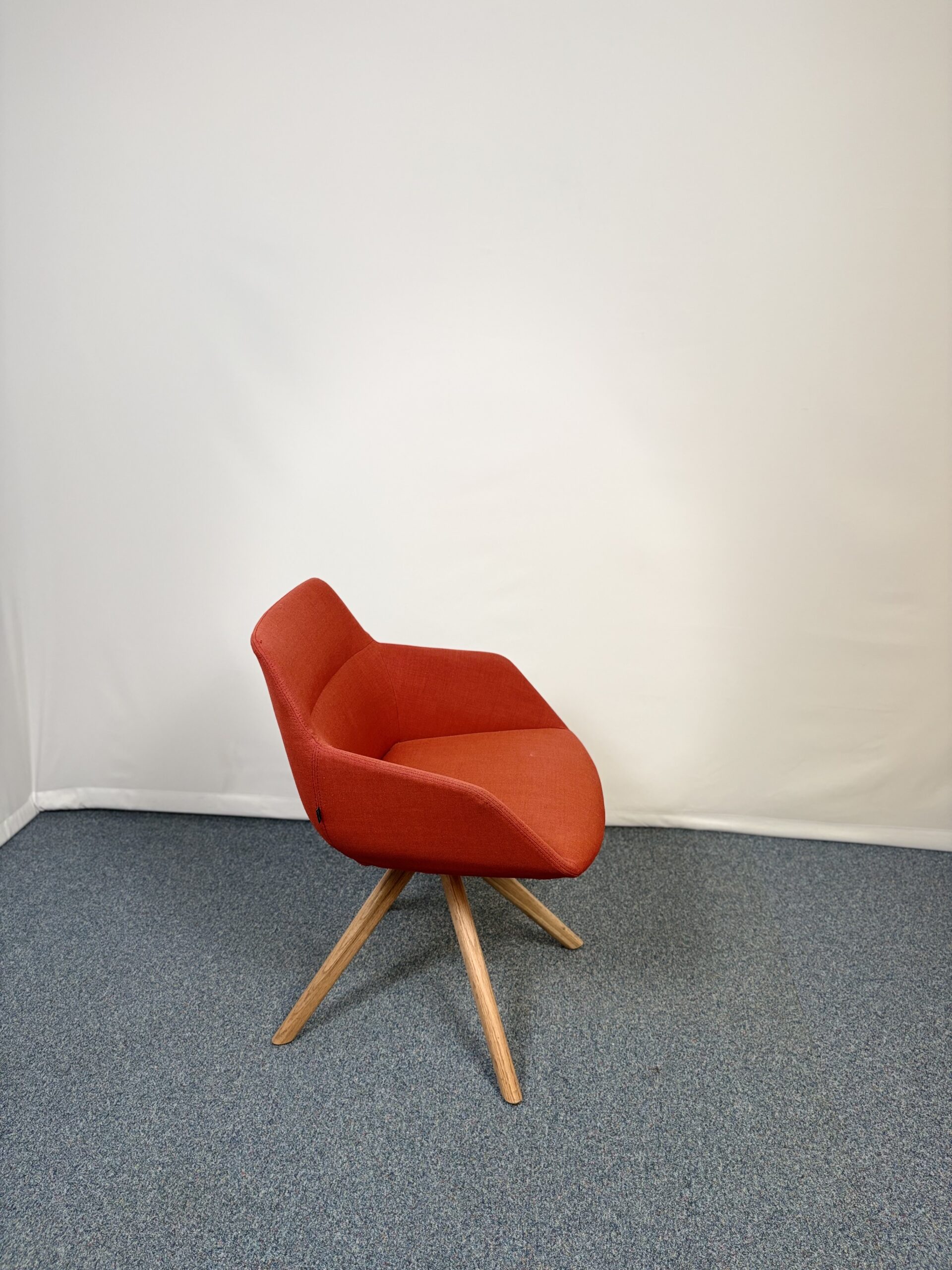 Siège de réunion Inclass bois & tissu