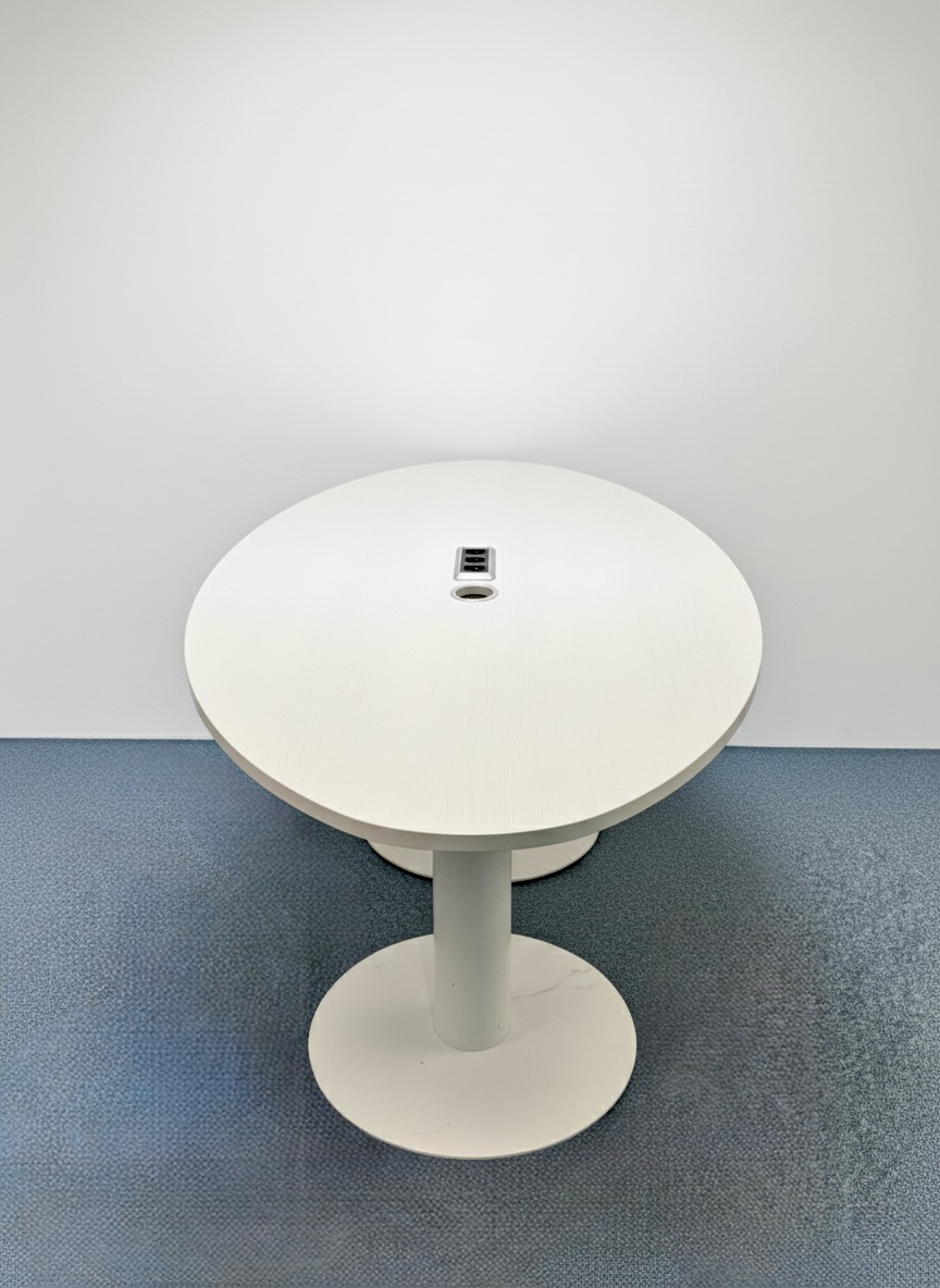 Table de réunion en forme d'ovale et pieds en metal