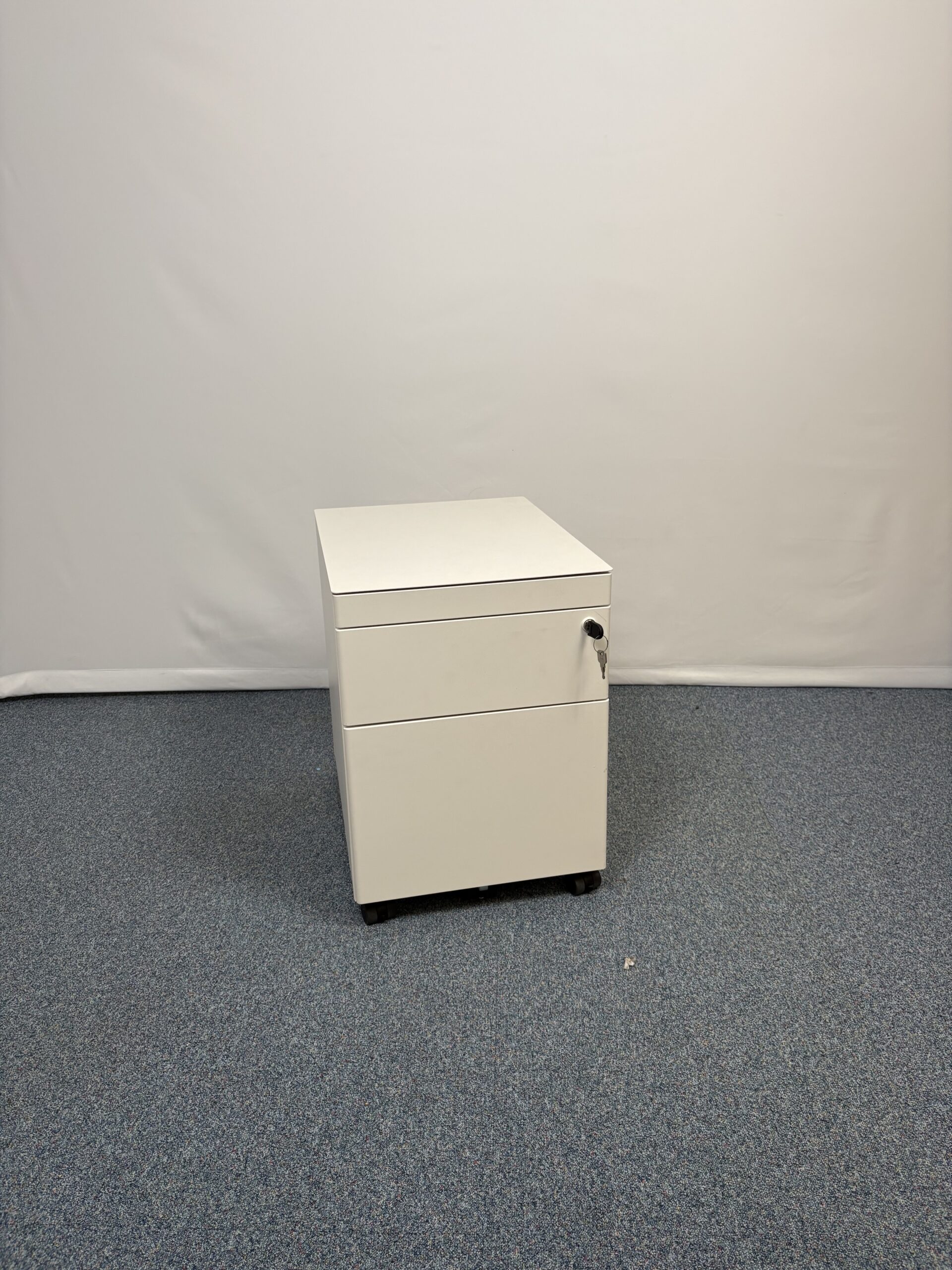 caisson-metal-blanc-vitra-1