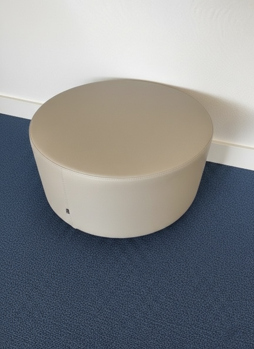 Pouf en cuir Techo