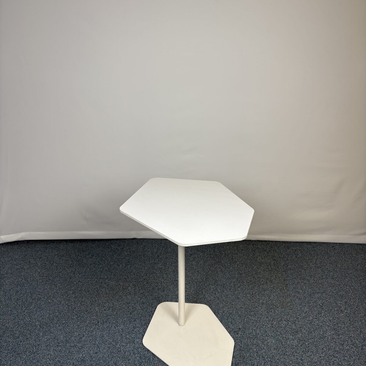 Table basse en metal MDD