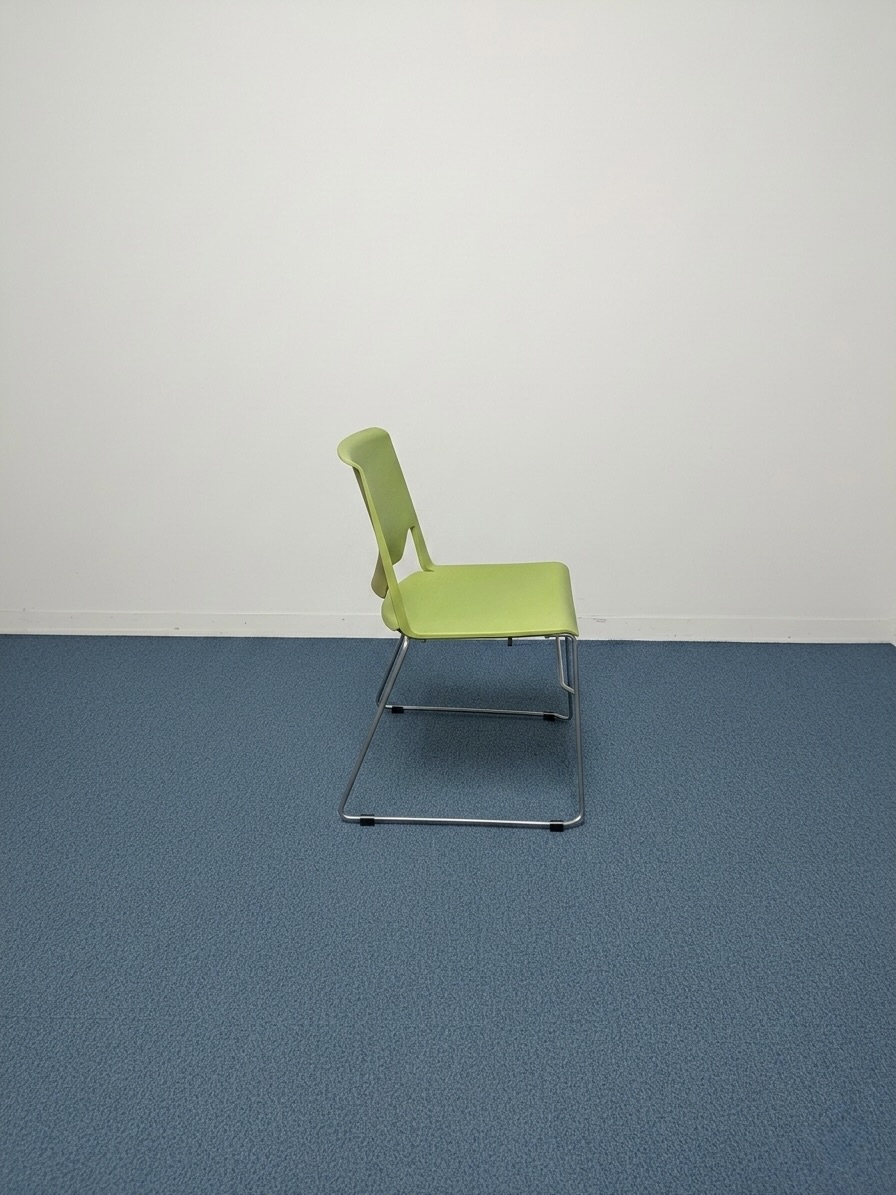 chaise-plastique-vert-haworth-2