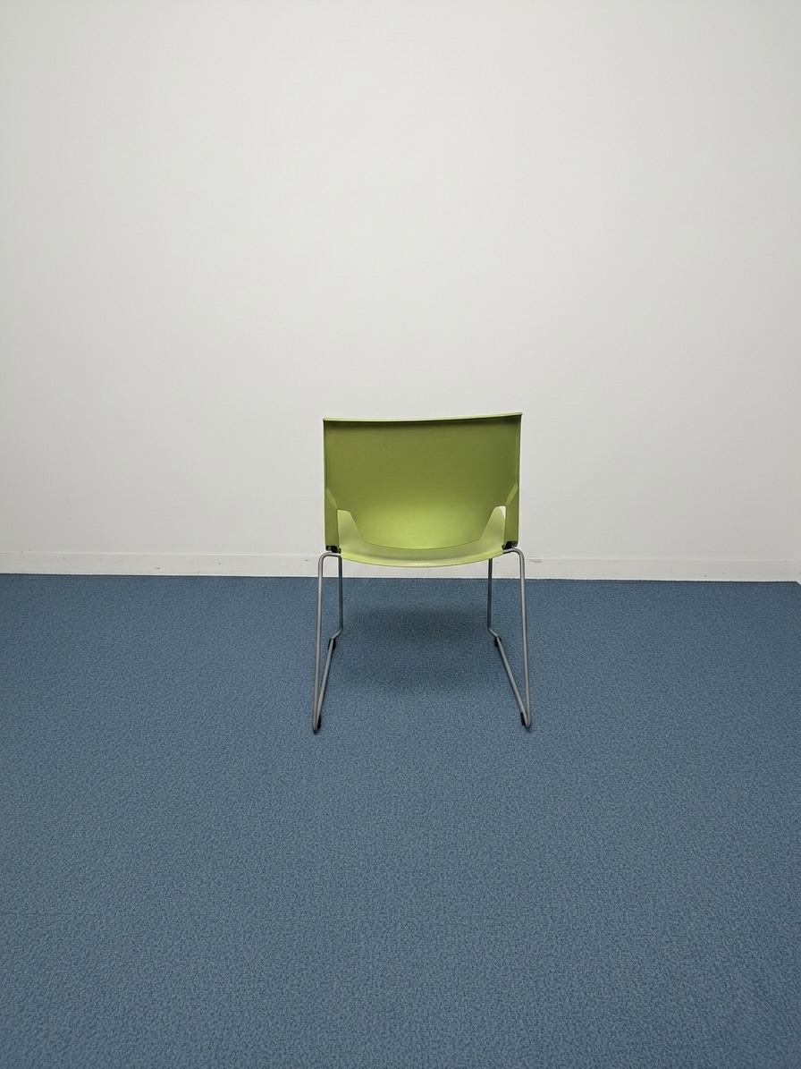 chaise-plastique-vert-haworth-3