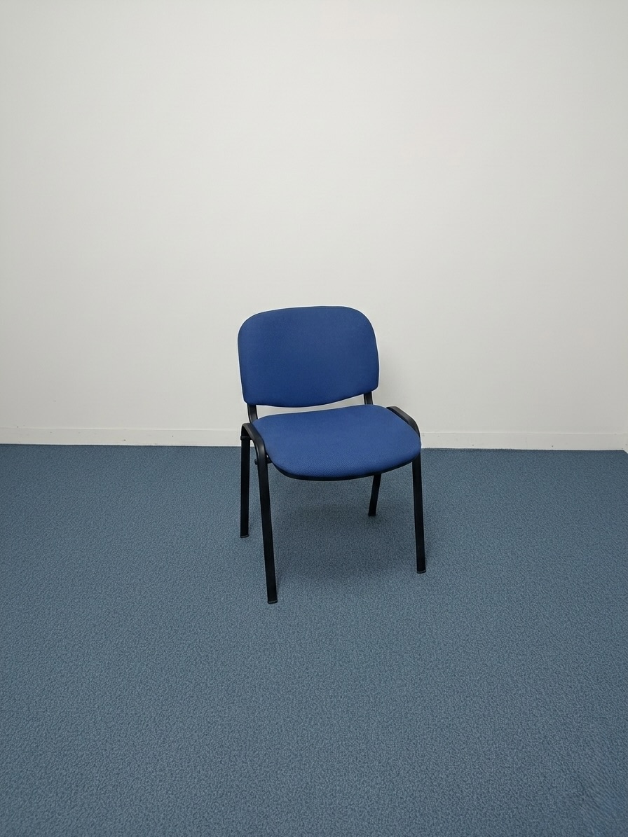 fauteuil-plastique-tissu-bleu-1
