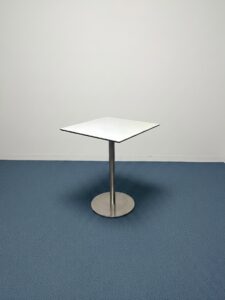 Table de restauration carré