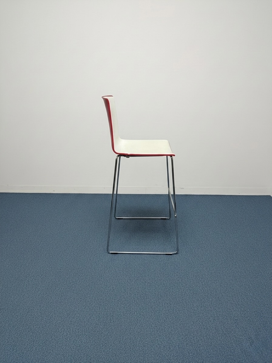 tabouret-metal-plastique-blanc-rouge-pedrali-2