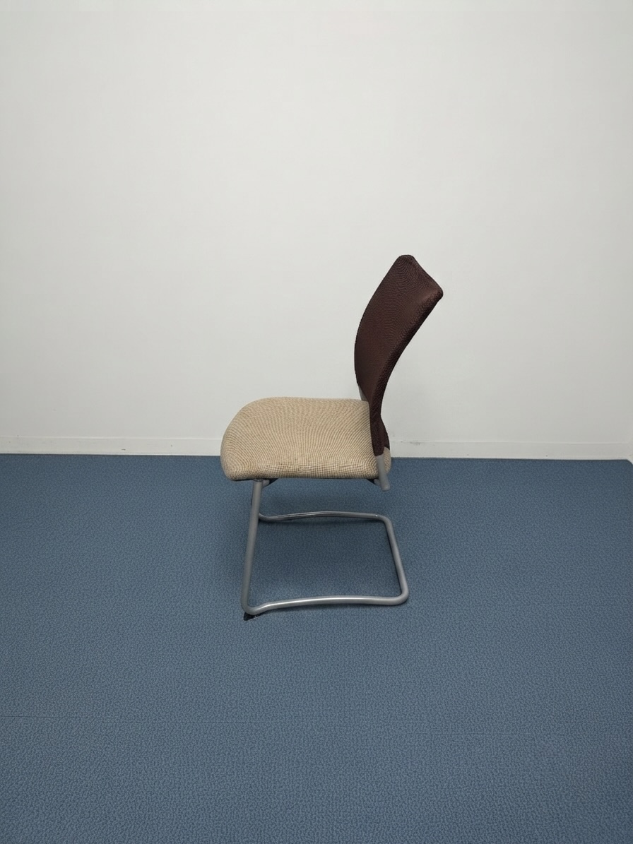 chaise-resille-tissu-rouge-taupe-4
