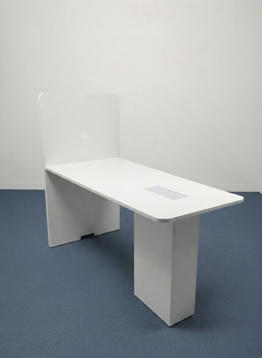 Table de réunion haute de chez Haworth