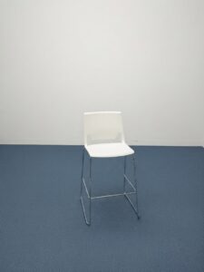 Tabouret Haworth avec piétement métalique