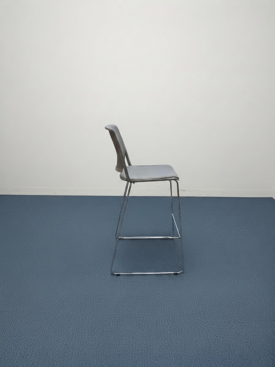 tabouret-metal-plastique-tissu-gris-haworth-2